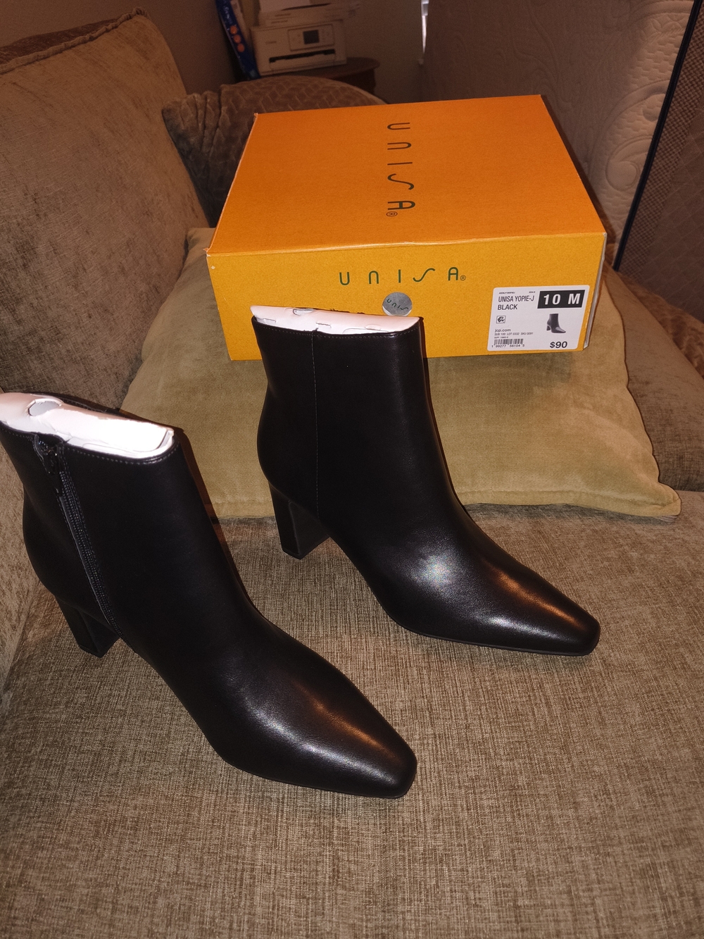 UNISA Black Leather Ankle Boots - Women's